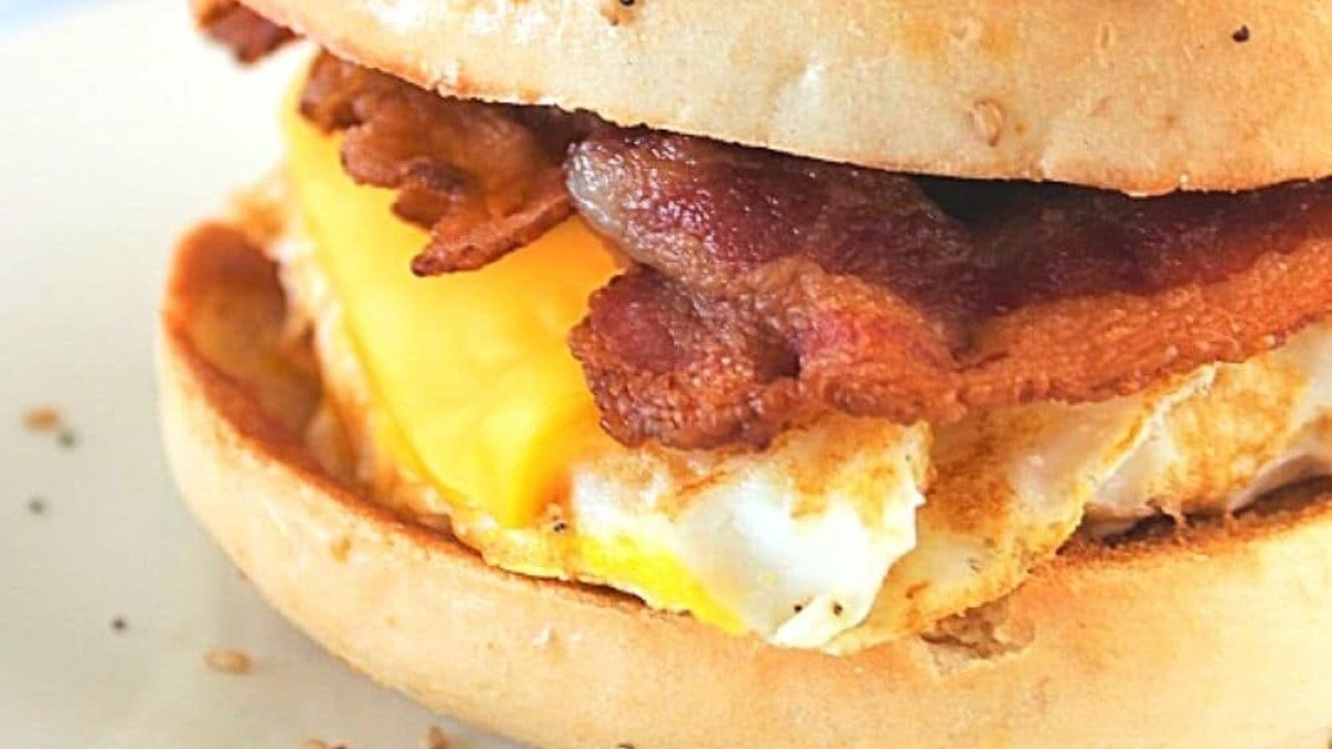 Two eggs, bacon, cheddar and a breakfast potato latke.