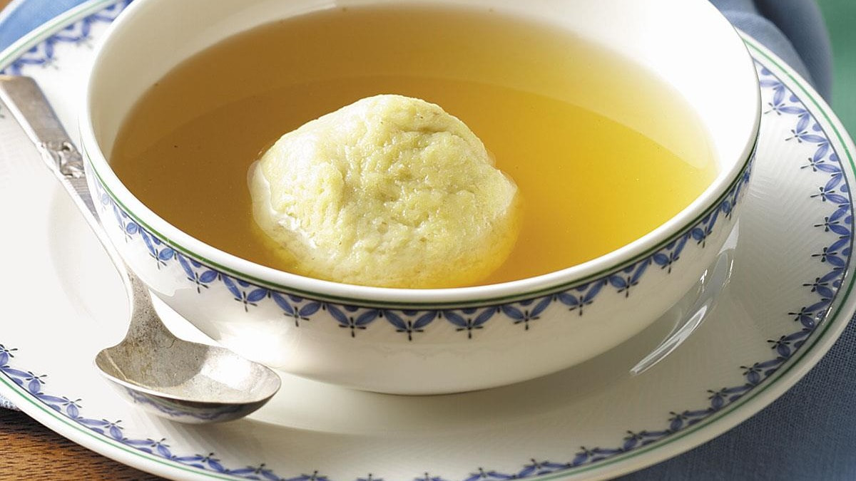 Chicken matzaball Soup 16 oz.